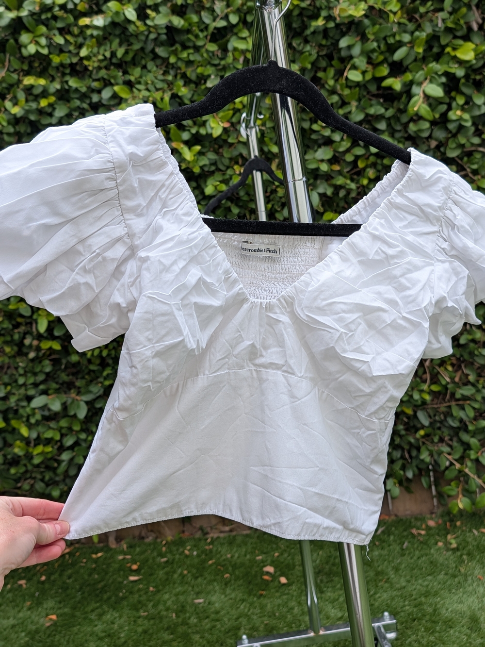 Abercrombie & Fitch White Puff-Sleeve Peasant Top